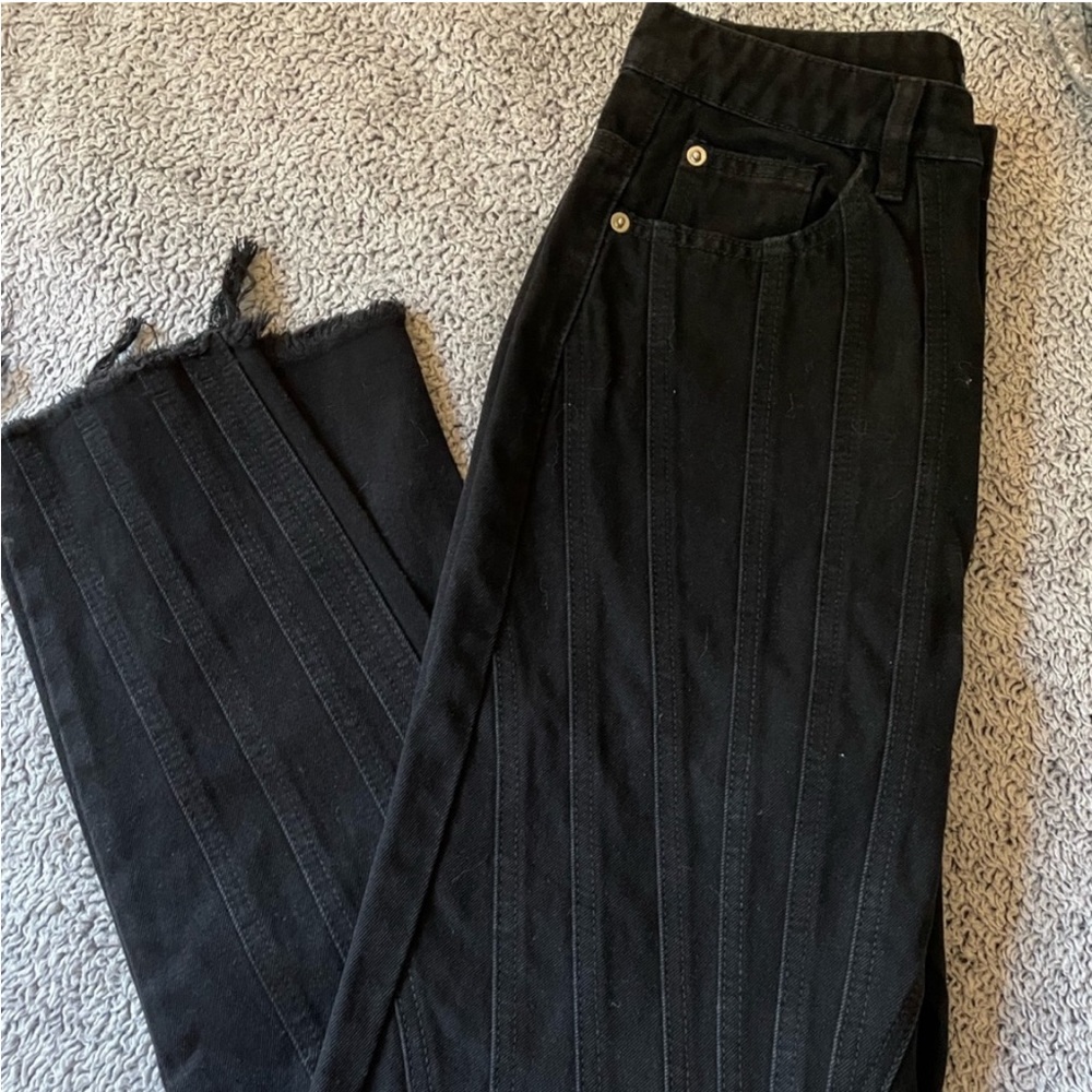 NWT the cutest mom jeans from misguided!